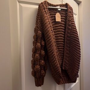 Thick bubble sleeve cardigan